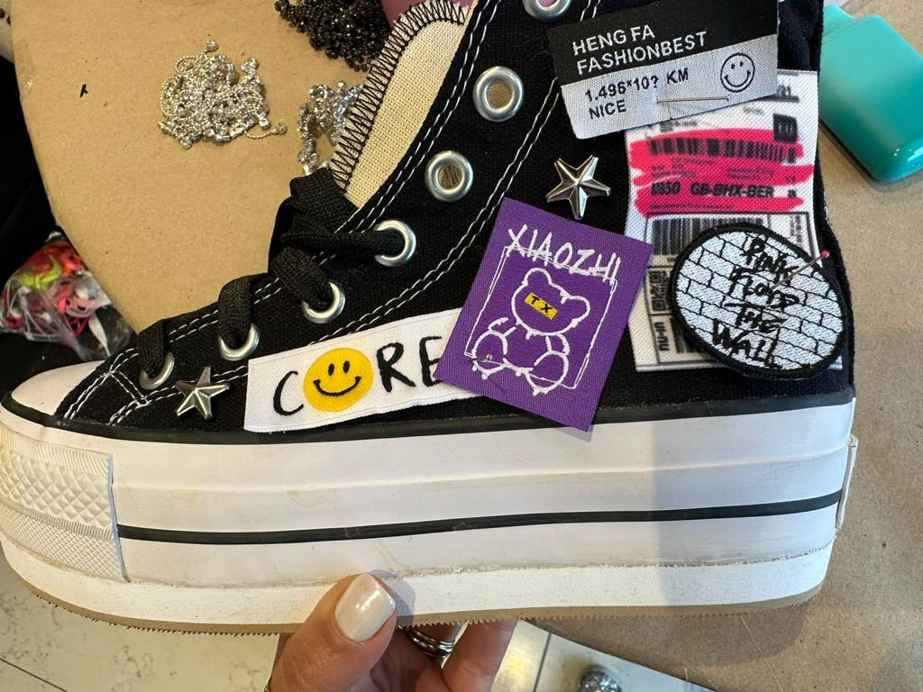 PERSONALIZA TUS SNEAKERS